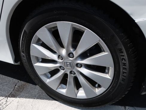 Used 2013 Honda Accord EX image 34