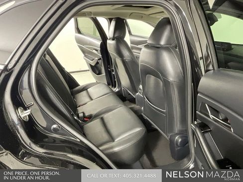 Certified 2025 MAZDA CX-30 AWD 2.5 S w/ Preferred Package image 15