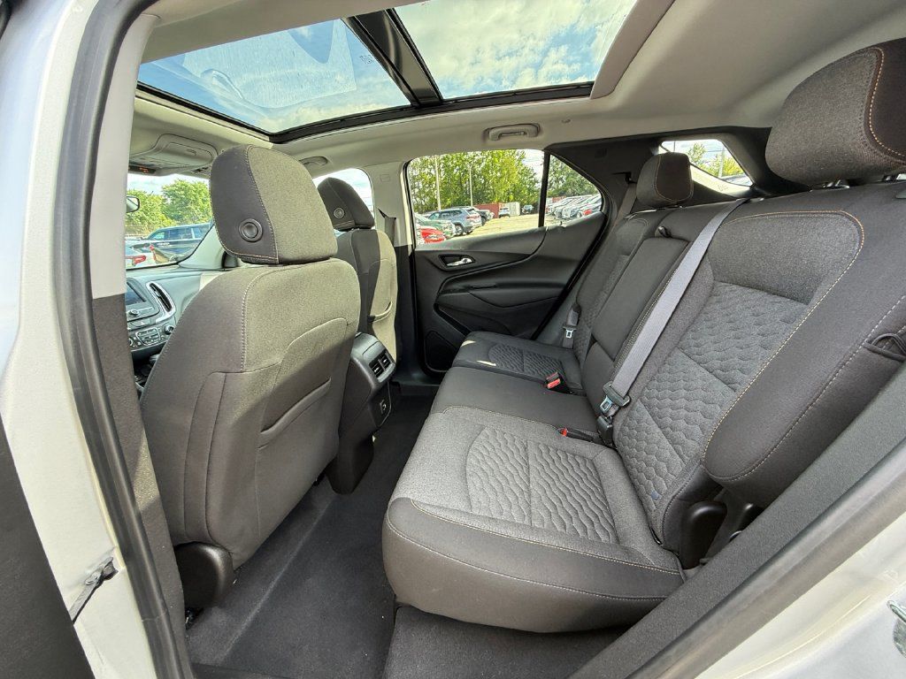 Used 2021 Chevrolet Equinox LT AWD/4WD image 23