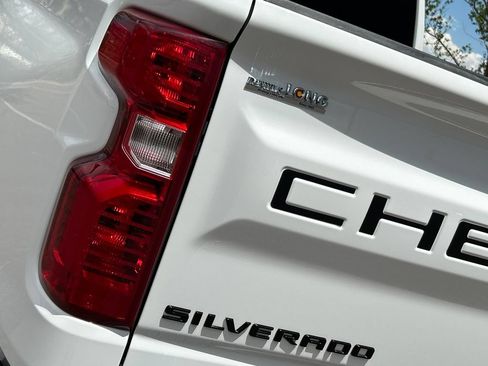 Used 2024 Chevrolet Silverado 1500 Custom w/ Turbomax Blackout Package AWD/4WD image 23