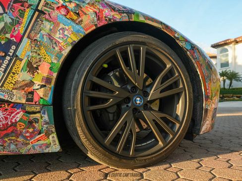 Used 2017 BMW i8 image 43