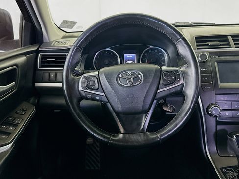Used 2016 Toyota Camry SE image 17