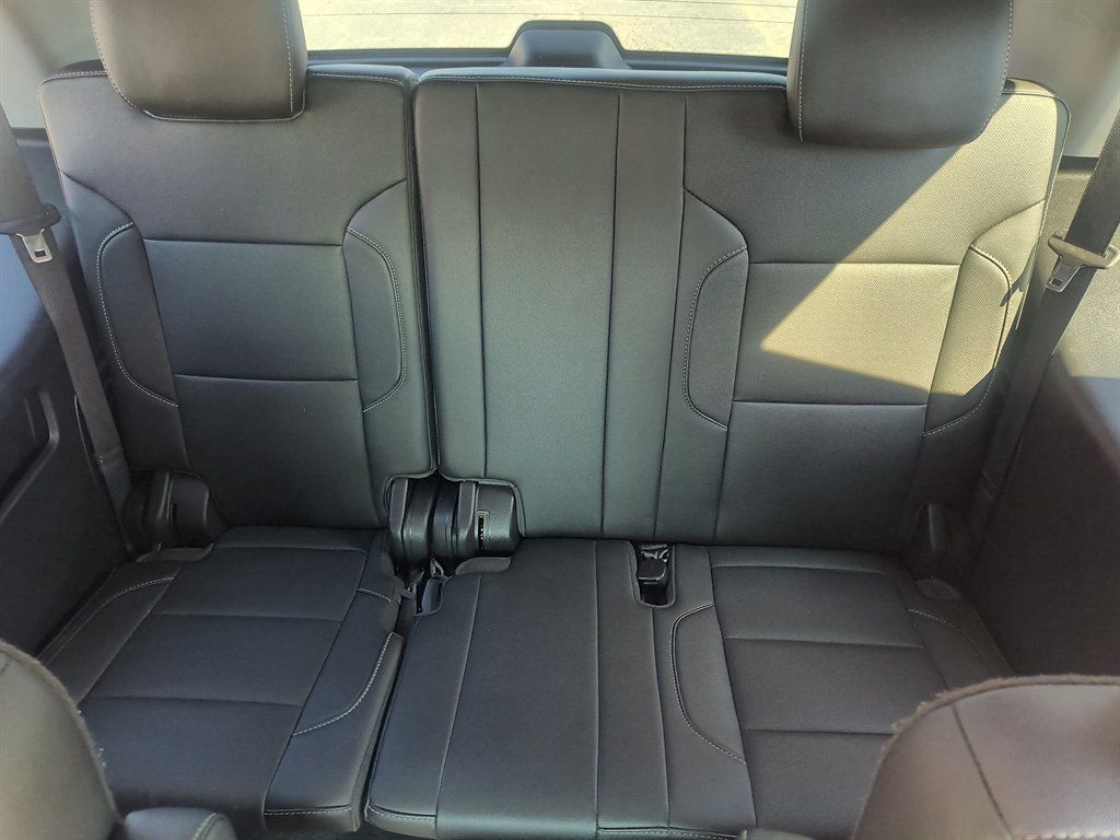 Used 2020 GMC Yukon SLT AWD/4WD image 34