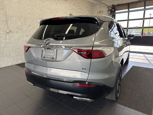 Used 2024 Buick Enclave Essence w/ Experience Buick Package AWD/4WD image 7