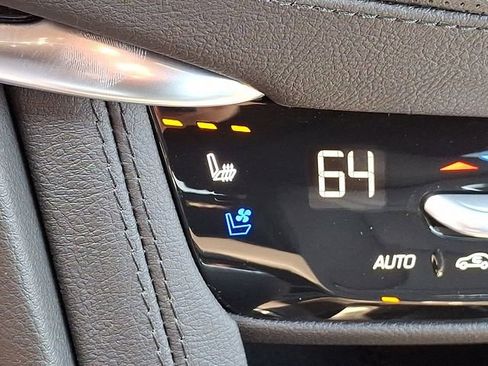 New 2025 Cadillac XT5 Premium Luxury image 14