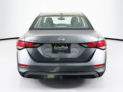Used 2025 Nissan Sentra SV image 7