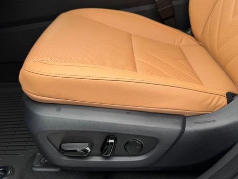 New 2026 Lexus NX 350h AWD w/ Luxury Package image 13