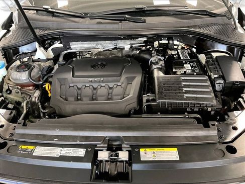 Used 2022 Volkswagen Tiguan SE AWD/4WD image 29