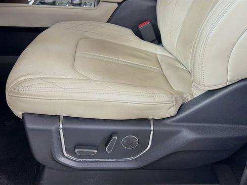 Used 2021 Ford Expedition Max Platinum AWD/4WD image 24