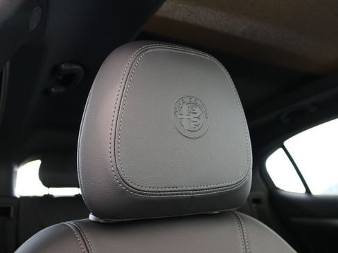 New 2025 Alfa Romeo Stelvio Sprint AWD/4WD image 42