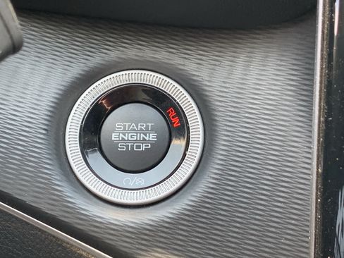 Certified 2023 Jeep Grand Cherokee Laredo w/ Luxury Tech Group I RWD image 30