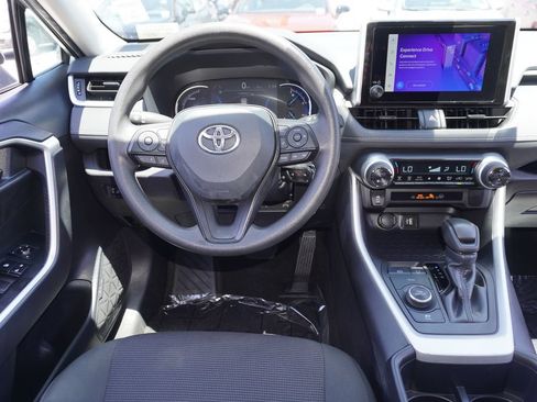 Certified 2025 Toyota RAV4 LE AWD/4WD image 11