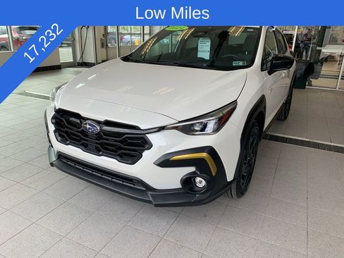 Used 2024 Subaru Crosstrek 2.5i Sport image 2