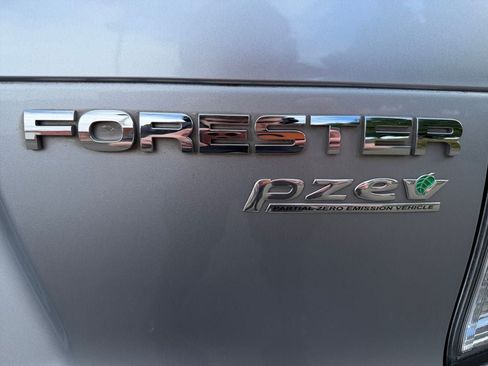 Used 2012 Subaru Forester 2.5X Premium AWD/4WD image 35