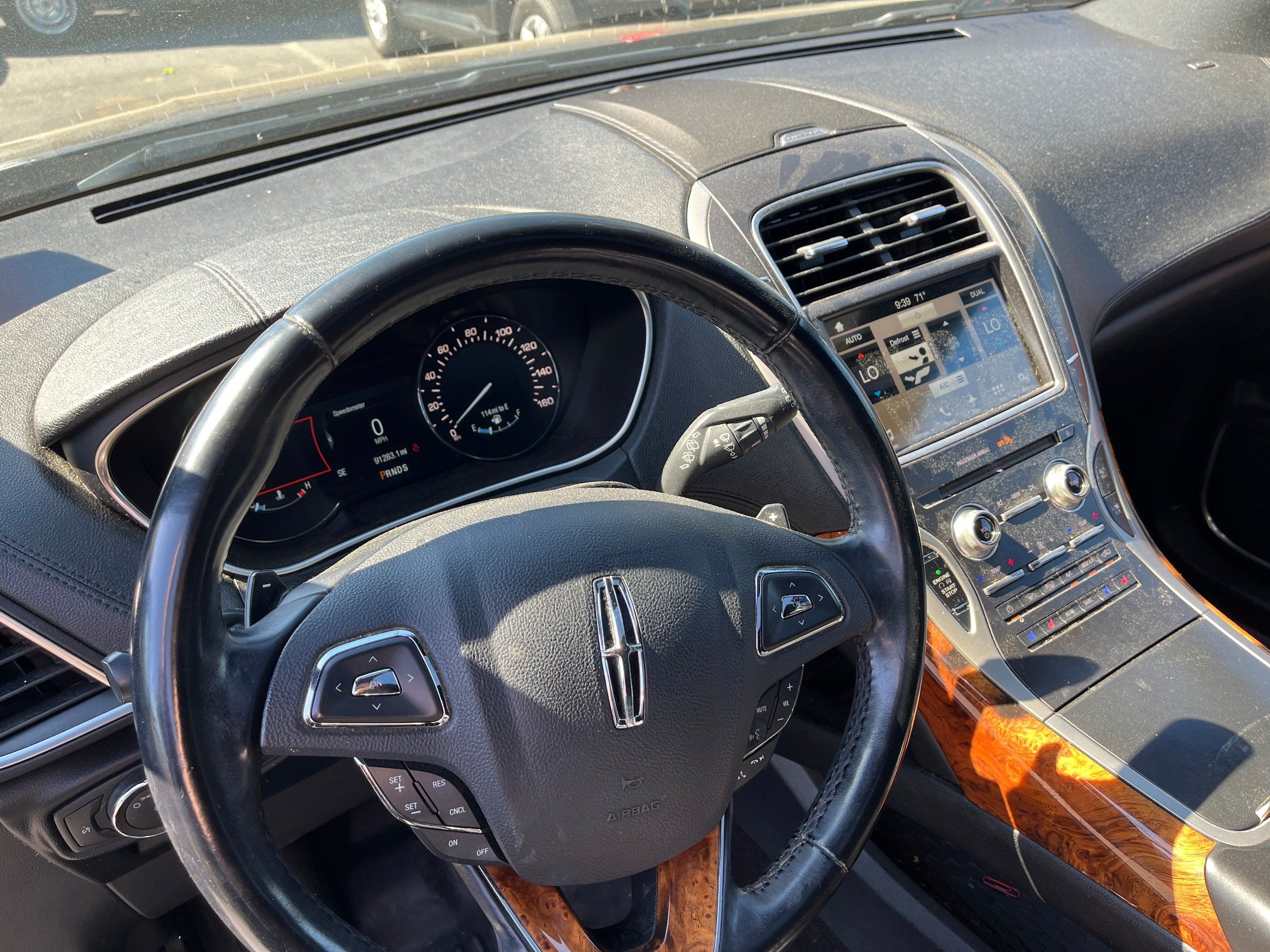 Used 2017 Lincoln MKX Reserve AWD/4WD image 7