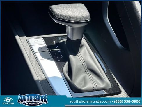 Certified 2023 Hyundai Elantra SEL FWD image 32