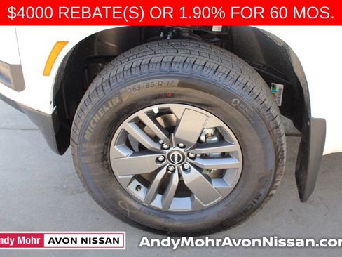 New 2025 Nissan Frontier SV image 7