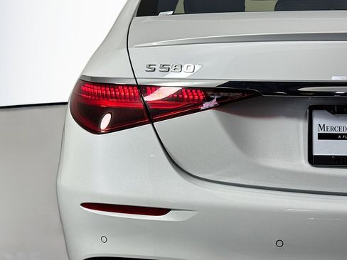 New 2026 Mercedes-Benz S 580 4MATIC Sedan image 14