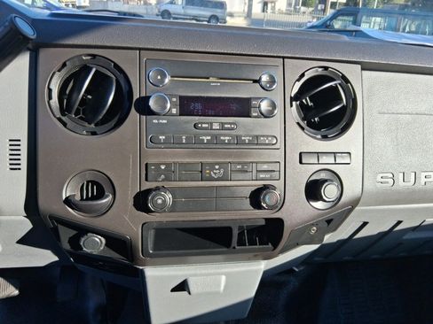 Used 2016 Ford F250 XL w/ XL Appearance Package RWD image 14