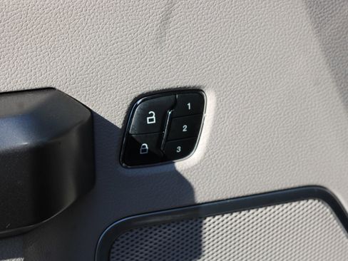 Used 2019 Ford F150 Limited image 21