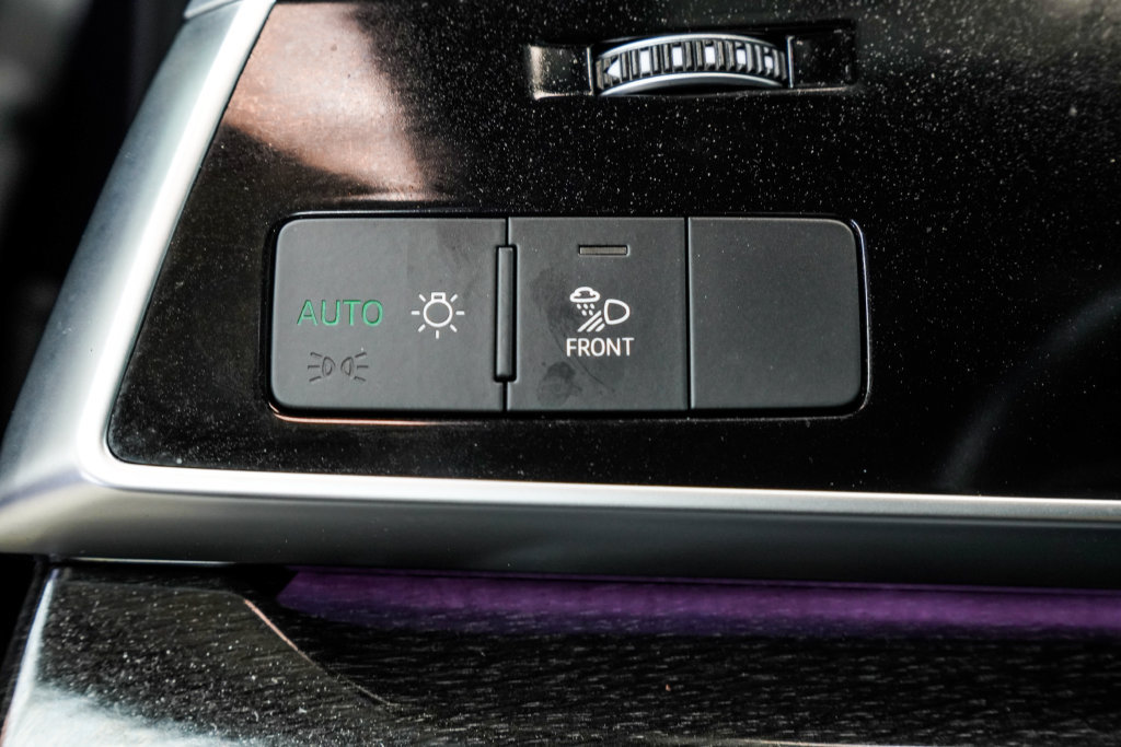 Used 2025 Audi Q7 3.0T Premium Plus AWD/4WD image 39