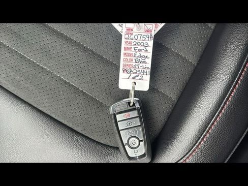 Certified 2023 Ford Edge ST-Line AWD/4WD image 29