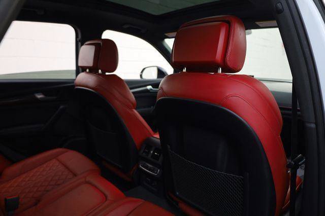 Used 2024 Audi SQ5 Prestige AWD/4WD image 24
