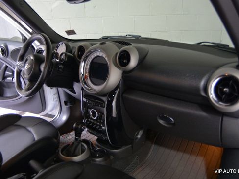 Used 2012 MINI Cooper Countryman S image 12