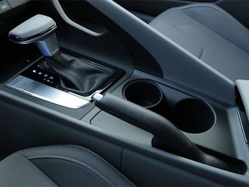 Certified 2026 Hyundai Elantra Sport image 16