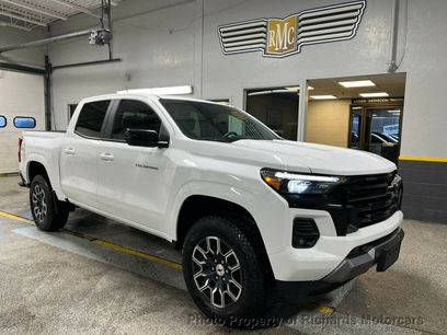 Used 2023 Chevrolet Colorado Z71 w/ Z71 Convenience Package 2