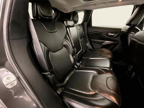 Used 2021 Jeep Cherokee Limited w/ Elite Package image 20