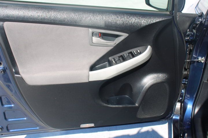 Used 2014 Toyota Prius Three FWD image 8