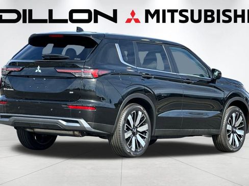 New 2026 Mitsubishi Outlander SE AWD/4WD image 4
