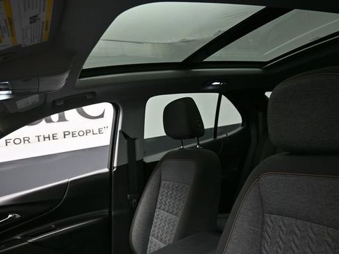 Used 2022 Chevrolet Equinox LT image 17