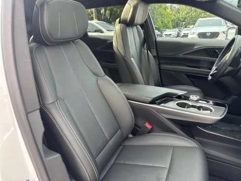 Used 2024 Cadillac Lyriq Sport RWD image 17