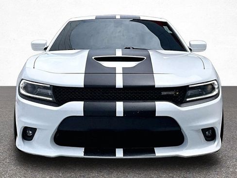 Used 2018 Dodge Charger R/T Scat Pack RWD image 3