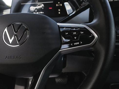 Used 2023 Volkswagen ID.4 Pro S AWD/4WD image 17