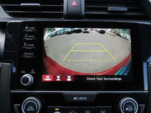 Used 2020 Honda Civic Sport image 9