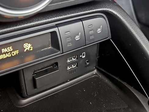 Used 2020 MAZDA MX-5 Miata Grand Touring image 25