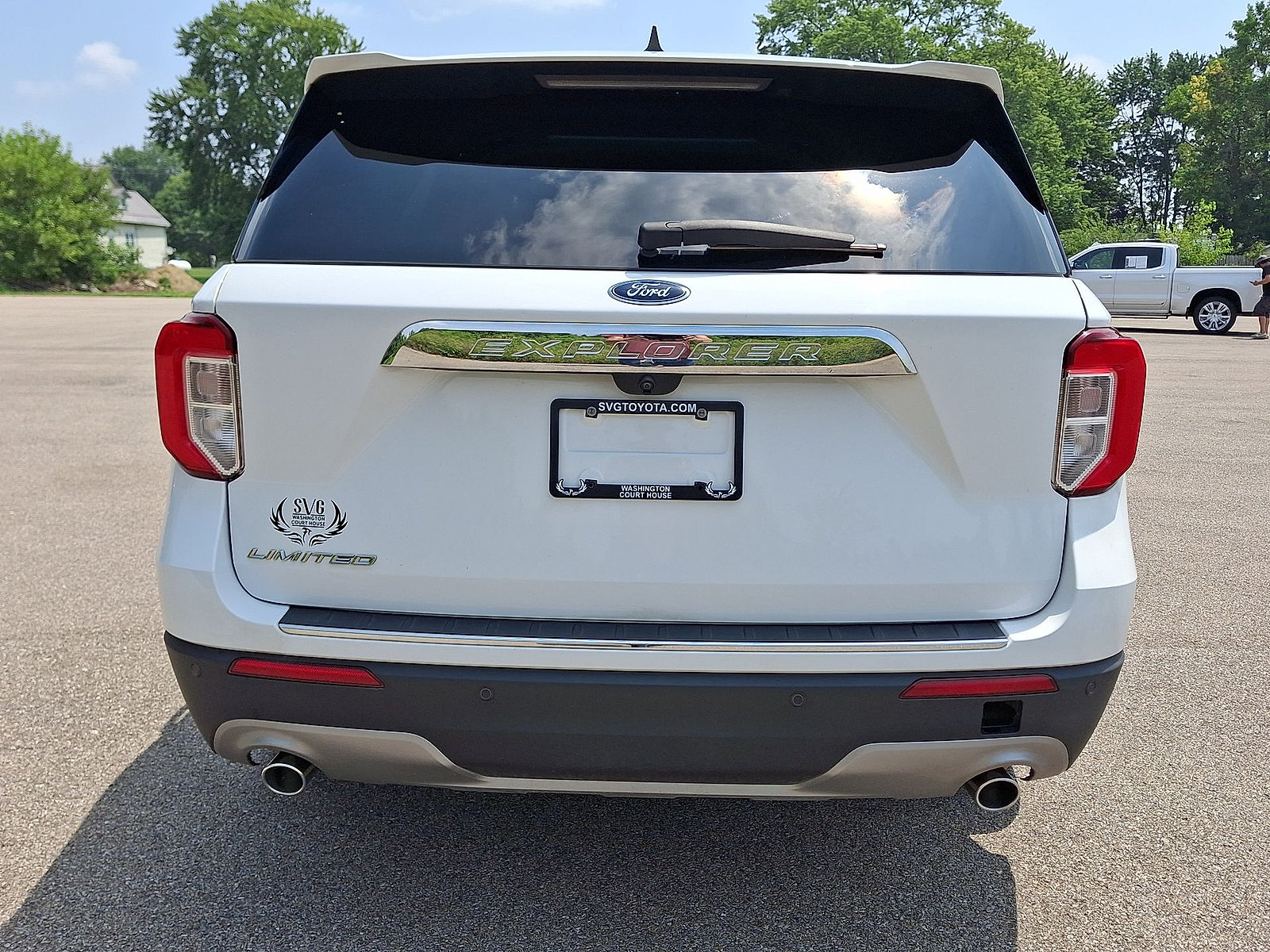 Used 2022 Ford Explorer Limited w/ Equipment Group 301A RWD image 23