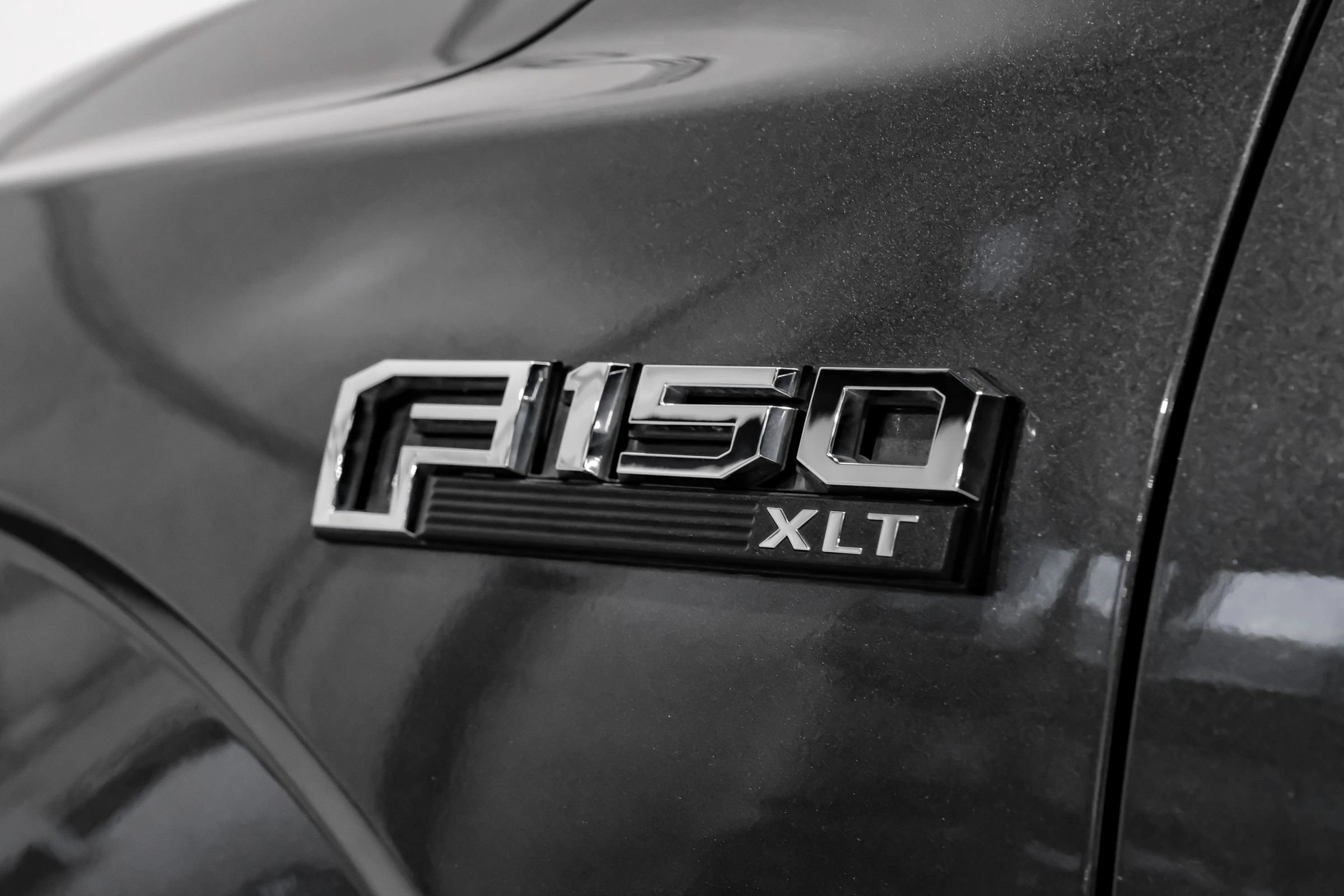 Used 2017 Ford F150 XLT w/ Equipment Group 302A Luxury AWD/4WD image 59