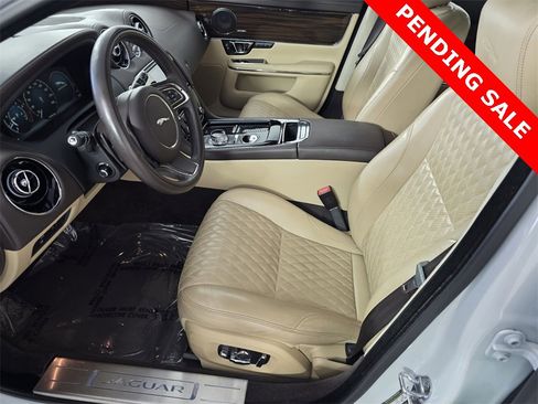 Used 2017 Jaguar XJ L Portfolio image 9