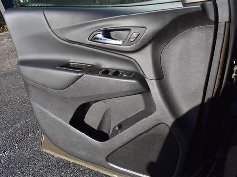 Certified 2024 Chevrolet Equinox LT image 34