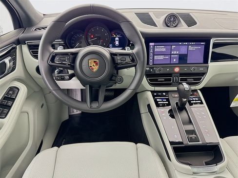 New 2026 Porsche Macan Turbo image 26