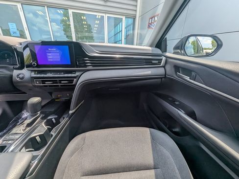 Used 2025 Toyota Camry LE FWD image 24
