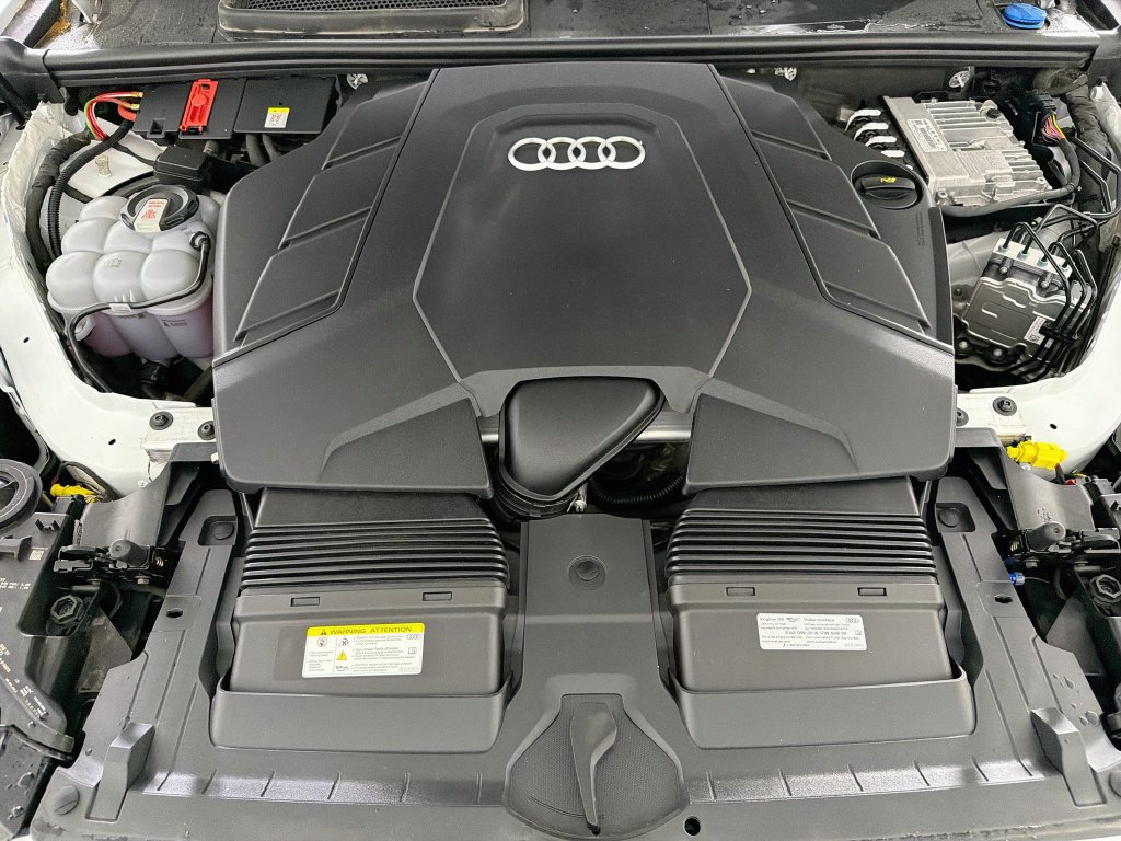 Used 2023 Audi Q7 3.0T Premium Plus AWD/4WD image 34