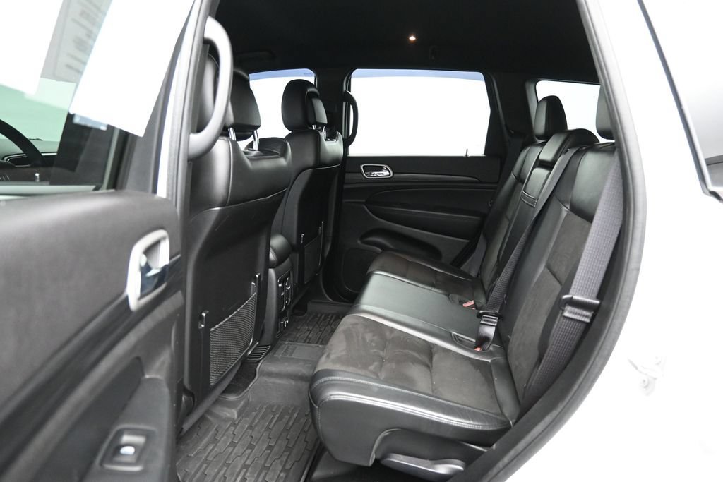 Used 2021 Jeep Grand Cherokee Laredo X AWD/4WD image 26