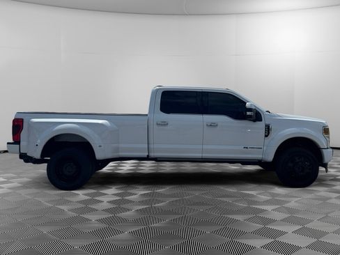 Used 2021 Ford F450 Limited w/ FX4 Off-Road Package AWD/4WD image 9
