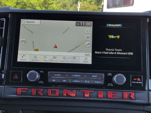 Used 2025 Nissan Frontier PRO-4X w/ Pro Premium Package AWD/4WD image 25