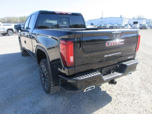 New 2026 GMC Sierra 1500 AT4 w/ AT4 Premium Package image 7